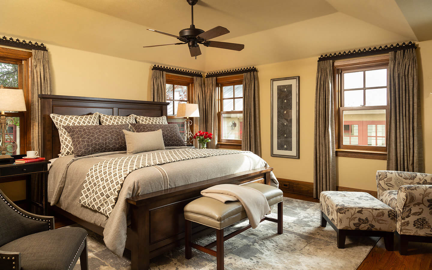 Romantic Hotel in Granbury, Texas - Belle Starr Room