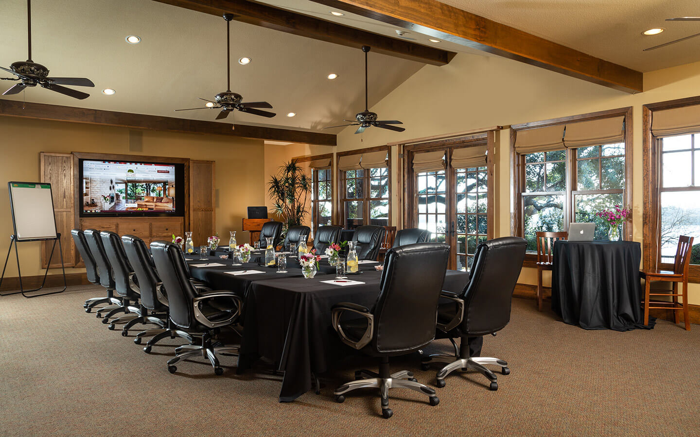 Conference room accommodations at the Inn on Lake Granbury