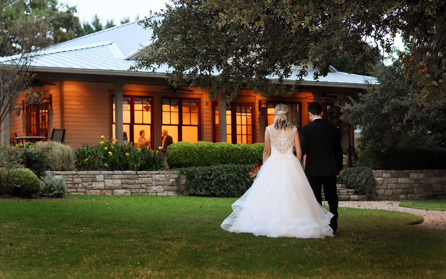 Texas waterfront wedding venues - bride and groom